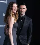 Adam Levine e din nou tătic. Behati Prinsloo a adus pe lume al treilea copil al cuplului