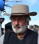 Alec Baldwin, acuzat de omor prin imprudență în cazul împușcării fatale a regizoarei Halyna Hutchins. Ce riscă acum actorul