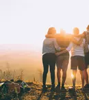 Cadourile cele mai potrivite pentru a celebra prietenia