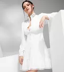 Trei vieți, serial Netflix. Cum arată Maite Perroni în proiectul în care joacă triplu rol