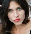 Interviu Ana Ularu. Actrița joacă în două noi seriale de excepție: „The Power” și „Spy/Master”. EXCLUSIV