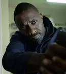 Filme la TV azi, 7 martie: „Atac de Ziua Naţională”, „Campionii”, „Nu e vreme de murit”, „Întuneric total”