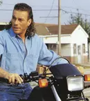 Filme la TV azi, 30 martie: „Vânătoarea de oameni”, „Să moară Hasselhoff!”, „Anna Karenina”, „Amor cu fiica șefului meu”