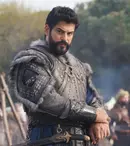 Celebrul actor turc Burak Özçivit negociază cu Netflix. Tot ce știm despre noul său proiect