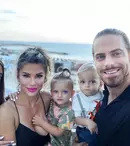 Cu ce se ocupă Alina Laufer. De ce ea și Ilan Laufer nu le cumpără prea multe jucării copiilor