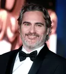 Primele imagini cu Joaquin Phoenix în rolul lui Napoleon din filmul cu același nume. Când este premiera