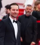 Cele mai generoase și zgârcite celebrități. Ce spun chelnerii care le-au servit