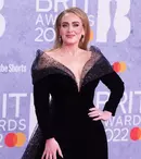Adele, gest impresionant față de un cuplu. Artista a izbucnit în lacrimi. „Este atât de emoționant!”