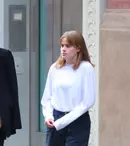 Angelina Jolie a angajat-o pe fiica ei, Vivienne, ca asistentă personală. „Lucrează din greu”