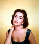 Bijuteriile lui Elizabeth Taylor, evaluate la 30 de milioane de dolari