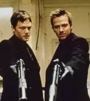 Filme la TV azi, 24 septembrie 2024: „Răzbunarea gemenilor”, „Zbor de noapte”, „Gardienii destinului”, „Contagion: Pericol nevăzut”, „Conspirația”, „Cercul de foc”