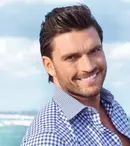 Julián Gil îşi caută dragostea prin Rusia