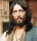 Robert Powell, transformare totală la 81 de ani. Cum arată azi actorul care i-a dat viață lui „Iisus din Nazareth”