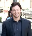 Tom Welling („Smallville”) revine pe micul ecran