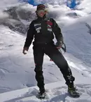 Discovery Channel va difuza în direct saltul lui Joby Ogwyn de pe Everest