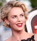 Charlize Theron îl înlocuiește pe... Brad Pitt într-un film