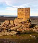 Noi decoruri în „Urzeala tronurilor”: Tower of Joy