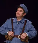 Pavel Bartoș este soldatul Svejk, în noul spectacol de la Teatrul Odeon