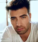 Cu cine se (mai) iubeşte Jencarlos Canela