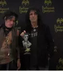The Hollywood Vampires au două noi mesaje pentru fani