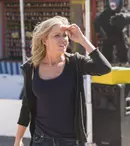 Kim Dickens („Fear the Walking Dead”) joacă și în noul film al lui Burton