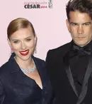 Scarlett Johansson are magazin de popcorn gourmet, la Paris