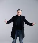 E oficial. Mircea Radu pleacă din nou cu caravana. El va prezenta „IE, Românie”, un nou reality show al Antenei 1
