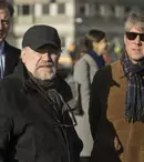 INTERVIU. Jesse Armstrong ne-a vorbit despre „lumea dură, populată de bărbați care se poartă ca Trump” din „Succesiunea”