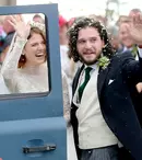 GALERIE FOTO. Actorii Kit Harington şi Rose Leslie, cunoscuţi pentru rolurile din „Urzeala tronurilor“, s-au căsătorit