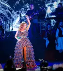 S-a râs, s-a plâns și s-a dansat! Elena Gheorghe – show cu muzică armânească în fața a ​​​​​​peste 4000 de oameni