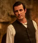 BBC One și Netflix dezvăluie primele imagini cu Dracula și noii actori care se alătură coproducției