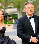 La 61 de ani, Alec Baldwin va avea al cincilea copil cu actuala soţie