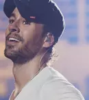 VIDEO. Enrique Iglesias dansează cu fiica lui de numai 2 luni. Primele imagini cu mezina familiei