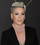 Pink a dezvăluit că a fost infectată cu coronavirus și a donat o sumă impresionantă spitalelor