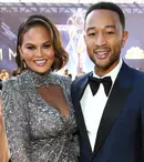 Chrissy Teigen a dezvăluit sexul bebelușului pe care îl așteaptă cu John Legend