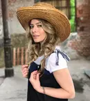Laura Cosoi și soțul ei pregătesc botezul fetiței lor. „Nu avem ajutoare. O să fie ceva în natură, foarte restrâns”