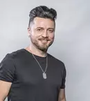 Tavi Clonda a renunţat la barbă după 15 ani pentru emisiunea „Te cunosc de undeva!”:„Am plâns ca un copil!”