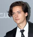 Cole Sprouse, din serialul „Riverdale”, iubește din nou. Cine este noua sa parteneră