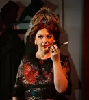 TVR 1 transmite în premieră filmul românesc „Mantaua”, cu Virgil Ogășanu și Emilia Popescu, în regia lui Alexandru Lustig
