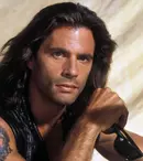 Cum arată astăzi Lorenzo Lamas. Noua logodnică a actorului de 63 de ani e mai tânără cu 27 de ani decât el