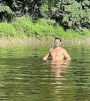 Orlando Bloom s-a pozat în fundul gol și a postat imaginea pe net