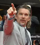 Ethan Hawke este fioros în noul său film, horrorul „The Black Phone”