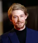 Joe Alwyn („Favorita”) și Margaret Qualley („Menajera”) joacă împreună într-un film nou, „The Stars At Noon”