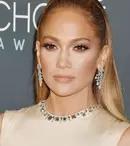 Cum arată rochiile de mireasă purtate de Jennifer Lopez de-a lungul timpului. A fost căsătorită de 3 ori