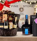 Bunicii ți-au oferit cele mai dragi momente de sărbători? Răsplătește-i de Crăciun cu un coș cadou de la FineStore.ro!