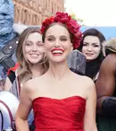 Natalie Portman, apariție senzațională la premiera londoneză a filmului „Thor: Iubire și tunete”