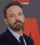 Ben Affleck, surprins în compania unei actrițe după separarea oficială de Jennifer Lopez. Cine este femeia care l-a cucerit