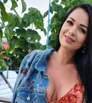 Deea Maxer ar avea un nou iubit. Fosta soție a lui Dinu Maxer radiază de fericire. „Am fost așteptată cu flori”