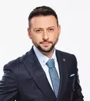 Radu Andrei Tudor, înainte de a intra în direct. „Beau obligatoriu o cafea”. EXCLUSIV