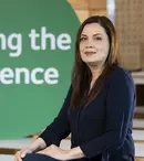 Unul din patru clienți ING cu POS acceptă plăți direct pe telefonul mobil, prin ING SoftPOS. Plățile instant au devenit disponibile și pentru antreprenori, în ING Business
